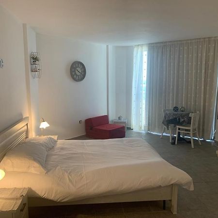 Raphael Apartments Herzelia Εξωτερικό φωτογραφία